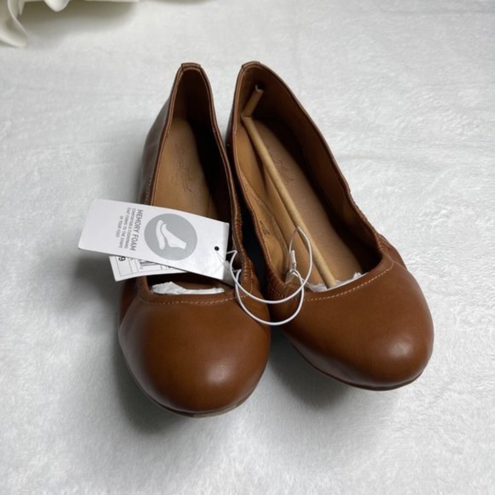 Universal Thread Memory Foam Cognac Ballet Flats size 6